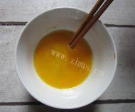 十分可口的西红柿鸡蛋汤做法图解3)