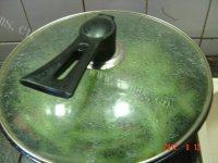 家常五花肉炖芸豆做法图解8)