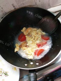 香飘十里的番茄鸡蛋汤做法图解5)