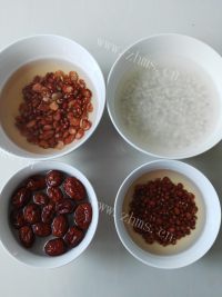 五味俱全的红豆薏米汤做法图解2)