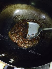 可口的私房秘制红烧肉做法图解10)