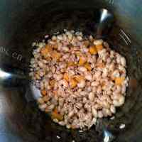 色味俱佳的南瓜燕麦豆浆的做法图解二