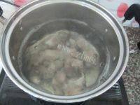 秀色可餐的虫草花排骨汤做法图解6)