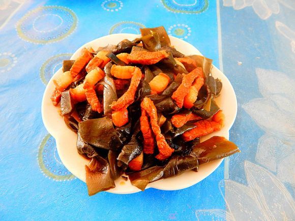 芳香四溢的海带烧肉