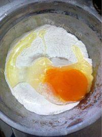 自己做的菠菜蛋饼做法图解3)