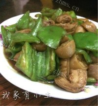 家常菜尖椒肥肠