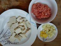 家常菜肉末烧豆腐做法图解2)