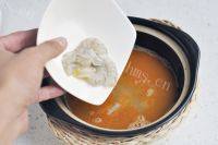 家常菜鲜虾豆腐羹做法图解6)