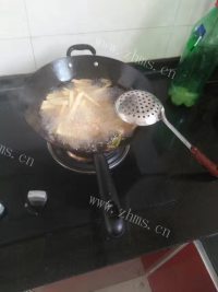 自制干锅土豆片做法图解1)