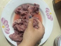 美味的酸菜牛肉做法图解5)