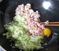 香味四溢的翡翠饺子做法图解6)