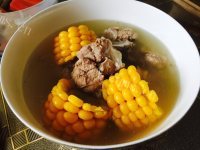 美味的排骨玉米汤做法图解5)