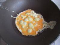 美味榆黄菇炒蛋做法图解4)