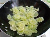 家常清炒莴笋做法图解5)