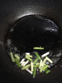 美味的虎皮鹌鹑蛋做法图解7)