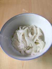美味的凉皮做法图解10)