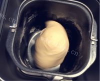 好吃不腻的小面包做法图解3)