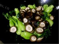 美味的香菇扒菜胆做法图解12)
