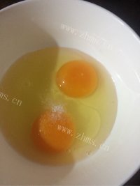家常菜鸡蛋炒菠菜做法图解2)