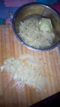 家常菜酸辣土豆丝做法图解1)