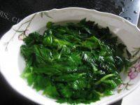 口舌生香的凉拌芹菜叶做法图解5)