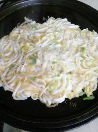 意犹未尽的银鱼鸡蛋饼做法图解14)