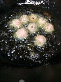 好吃的豆渣糖醋肉丸做法图解6)