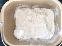 美味草泥马甜甜圈做法图解1)
