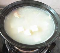 自制香菜豆腐鱼汤做法图解5)