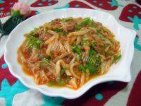 家常菜杏鲍菇西红柿炒肉