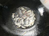 从此爱上蒜薹炒肉做法图解6)
