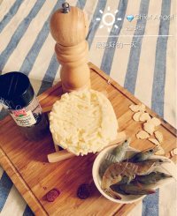美味的虾仁芝士焗薯泥做法图解4)