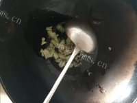 好吃的醋溜土豆丝做法图解3)