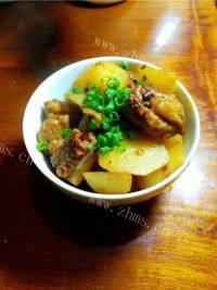 家有大厨之土豆烧排骨
