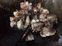 美味的生炒排骨做法图解5)