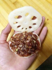 香飘十里的炸藕盒做法图解11)