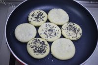 香甜番薯红豆饼做法图解7)