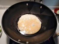 简单菜青椒炒鸡蛋做法图解2)