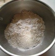 自制炸油泡做法图解1)