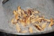芹菜豆干做法图解2)