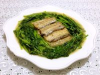 好吃的刀鱼炖茼蒿做法图解13)