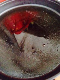 美味的胡萝卜角瓜鸡蛋软饼做法图解6)