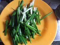 简单版韭菜炒豆腐做法图解3)