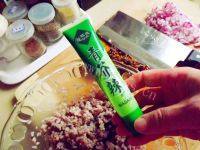 美美厨房之紫菜包饭做法图解8)