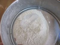 自制杏仁酥饼做法图解4)