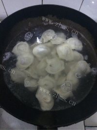 美味的香菇鸡肉馄饨做法图解8)