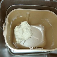 自制牛奶馒头做法图解6)