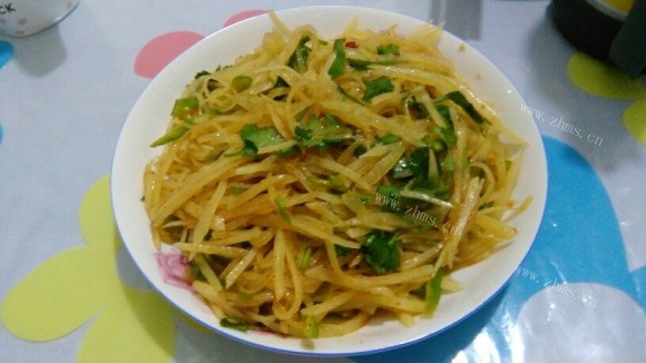 香喷喷的凉拌土豆丝