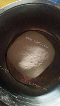 自己做的酸菜猪肉馅饺子做法图解5)