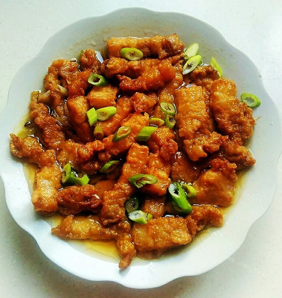 色泽鲜亮的蒸碗小酥肉